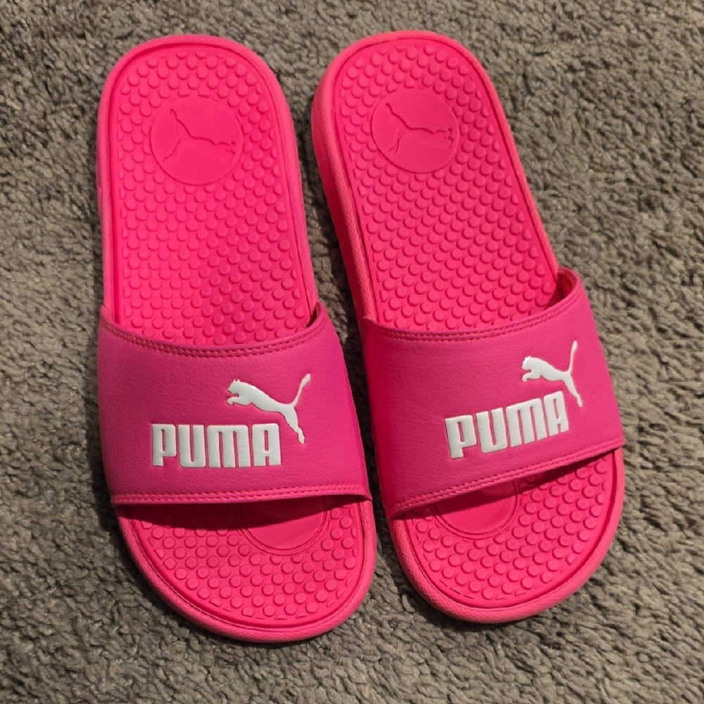 Puma Vibrant Pink Slides